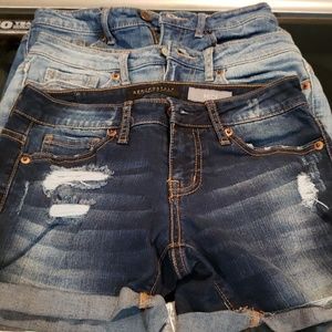Trendy shorts size 000